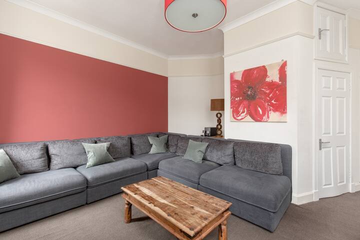 Rose Street Residence gallery image 3