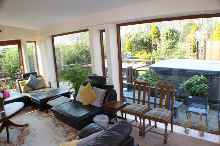 Airbnb Lytham Vacation Rentals Places To Stay England