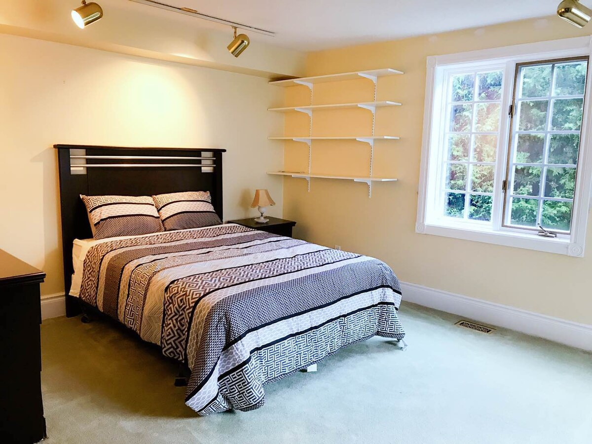 Заеднички простории