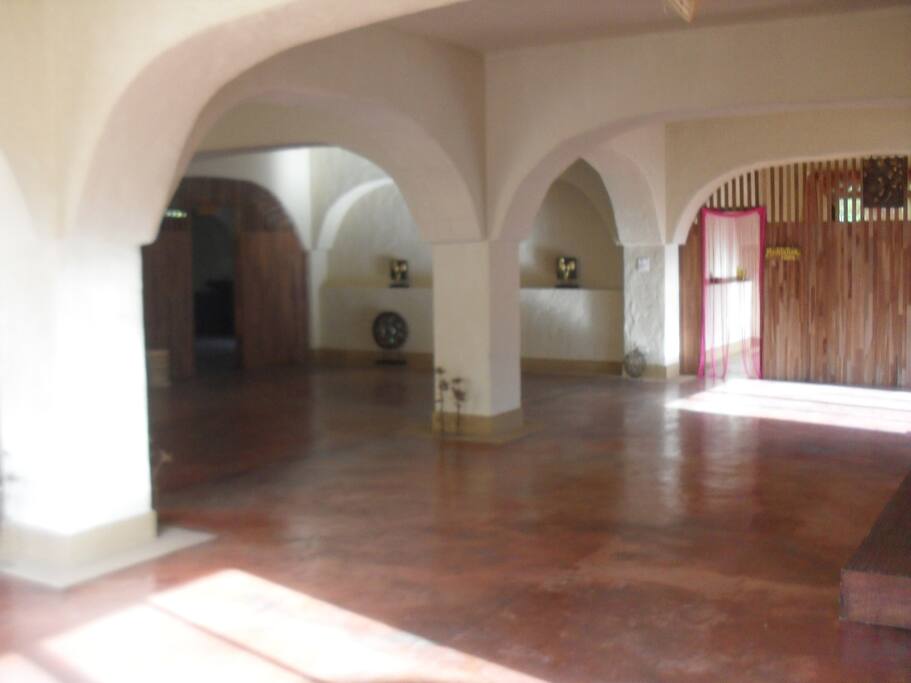 110 sqm studio (ground floor)