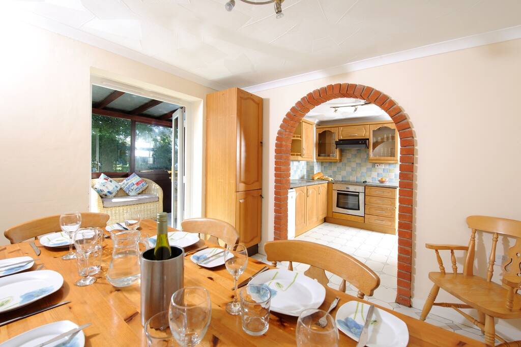 Kitchen & Diner