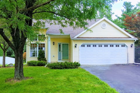 Furnished Spacious Home | Airport | Niskayuna