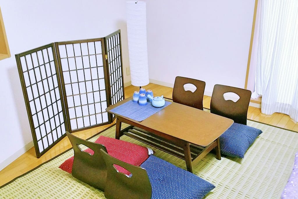 Japanese style tea table. Please have a rest with Japanese green tea.