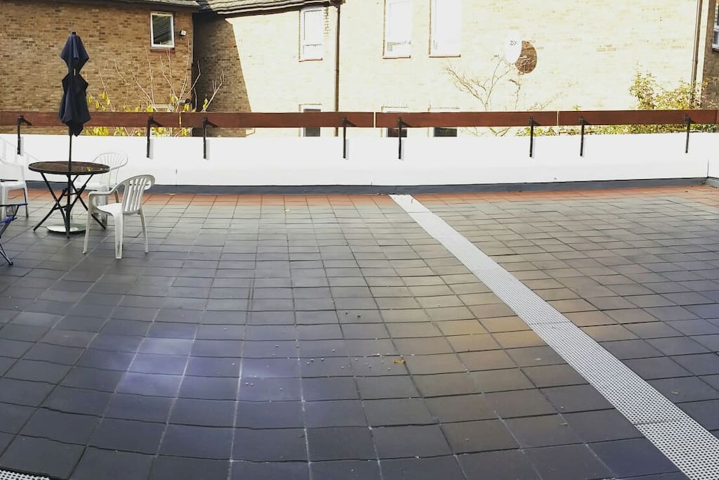 Private patio garden
