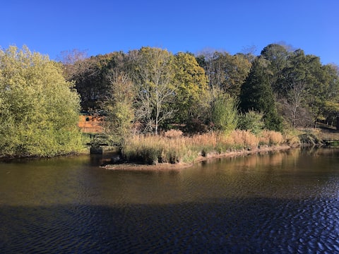 The Deer Leap, Lakeside, Woodland Lodge.