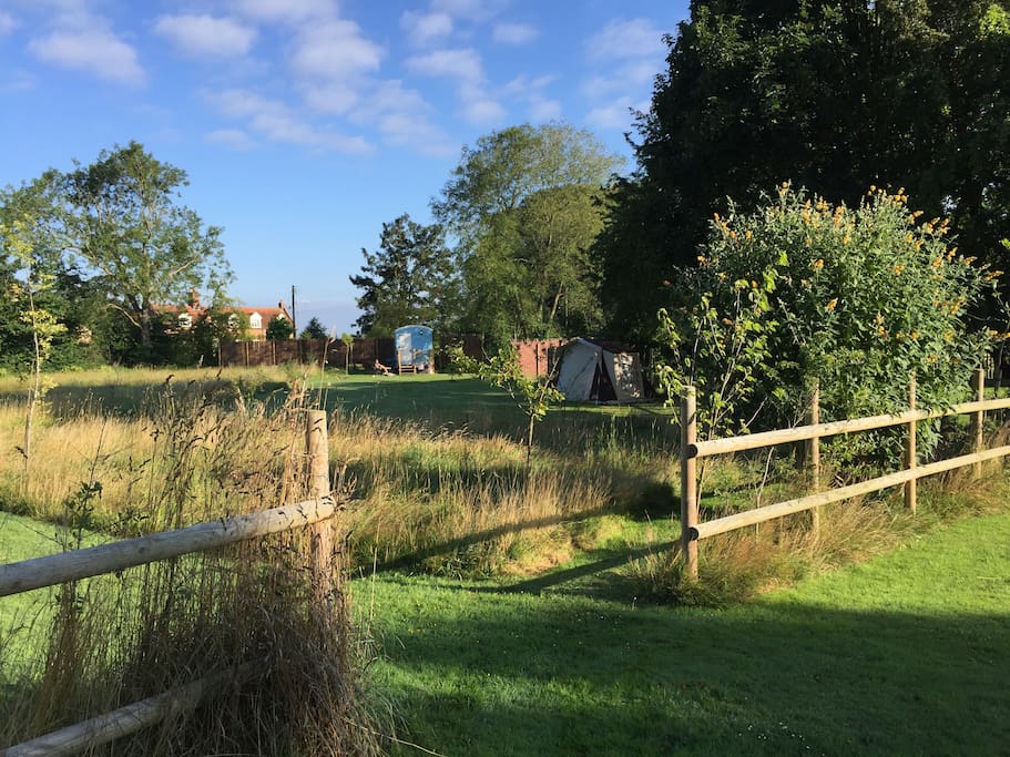Shepherd hut bookable separately