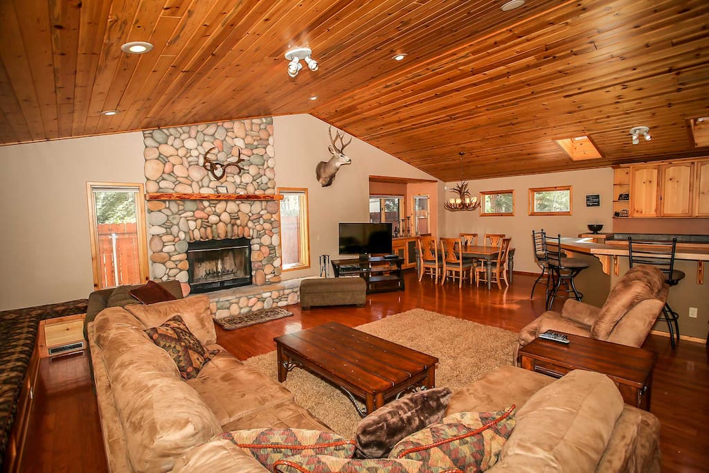 Open Spacious Floor Plan