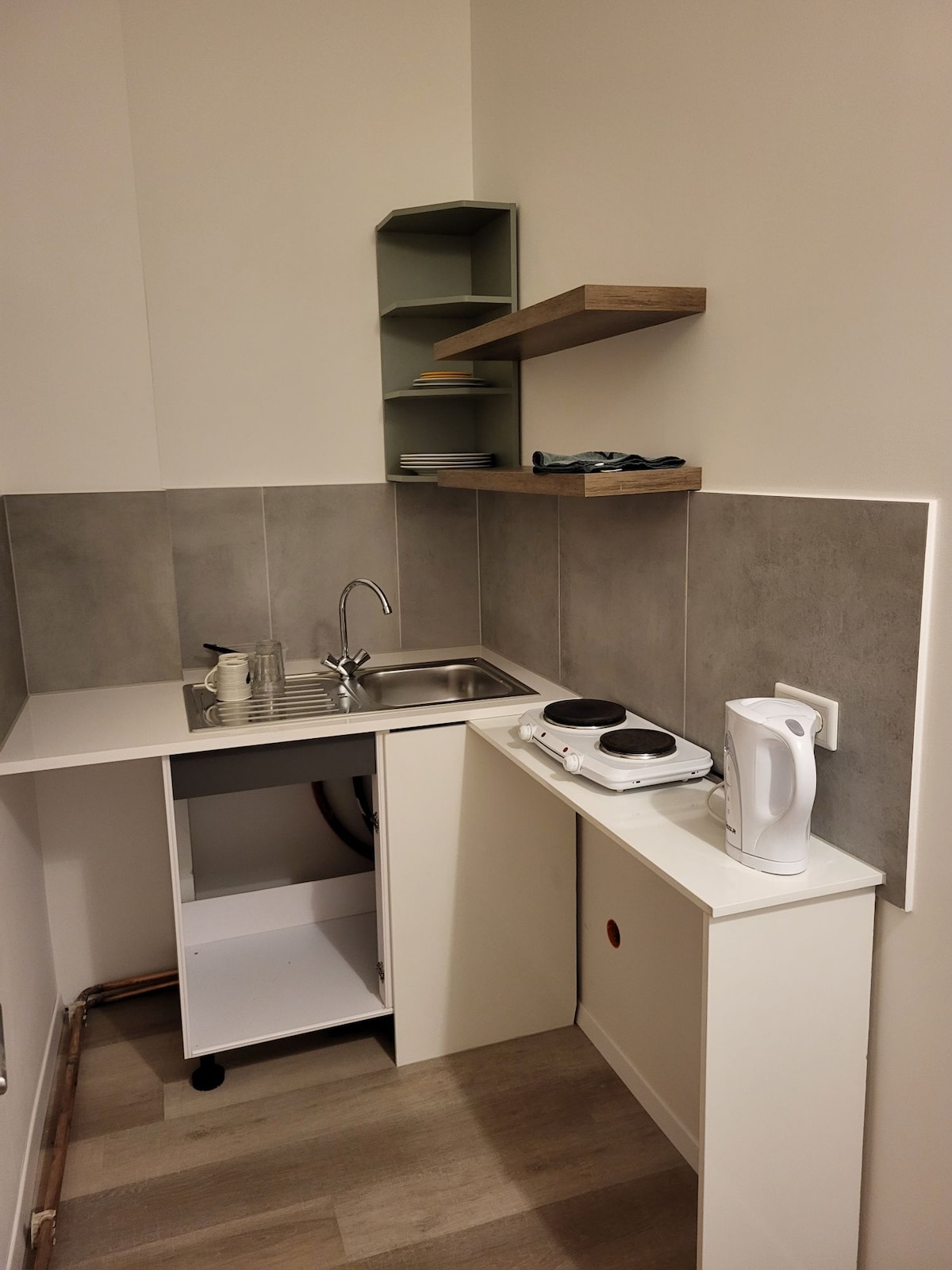 Top Airbnb: Small apartment near the Rhine en Laar