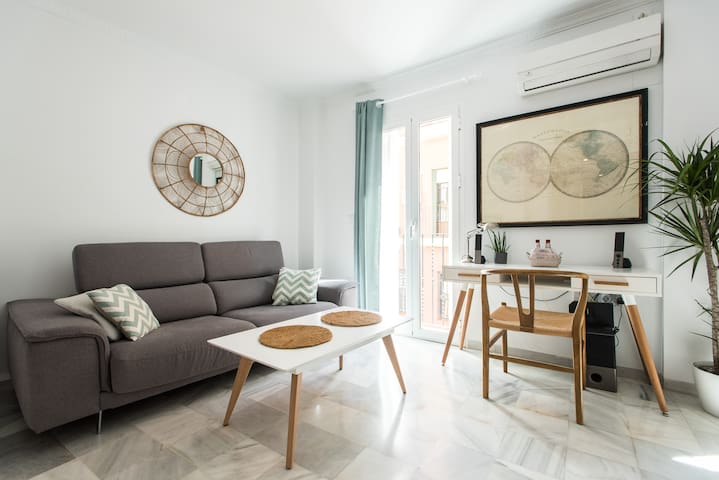 MODERN, QUIET  & CENTRALLY LOCATED