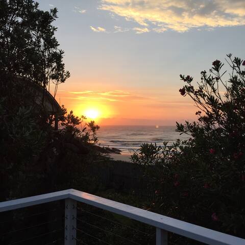 Seaside house at Blueys Beach gallery image 4