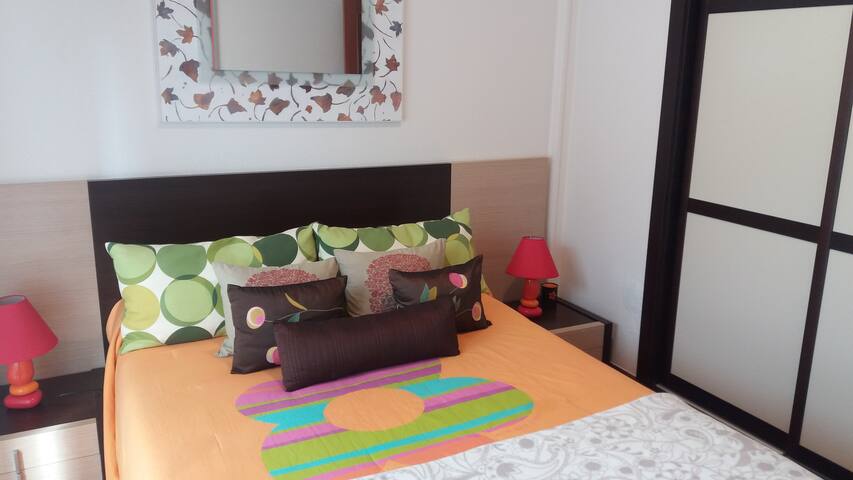 Bedroom+private bathroom+Wi-fi/Kitchen/LBI2177