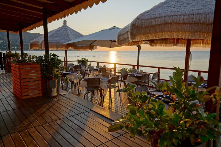 Airbnb Mattinata Vacation Rentals Places To Stay