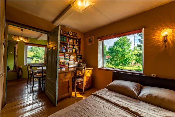 ห้องนอน 2 (Bedroom 2)