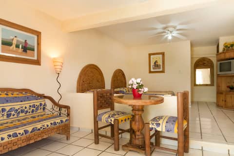 Best value near Marina 2-bed open plan apt2