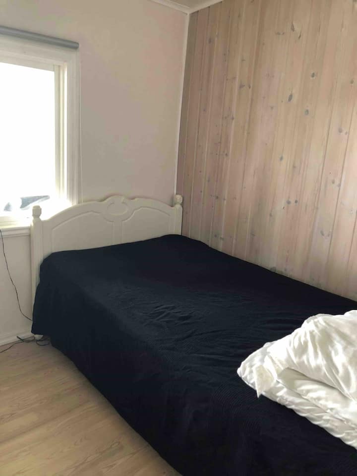 غرفة النوم 2