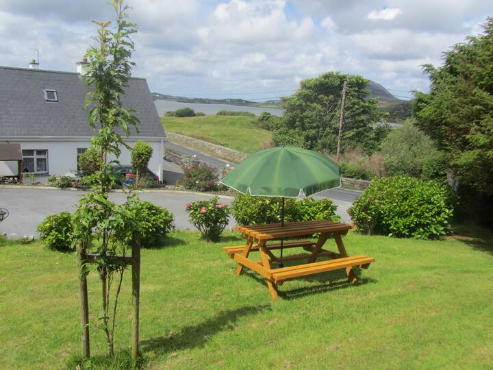 MontbretiaConnemara National Park Apartments for Rent in Letterfrack