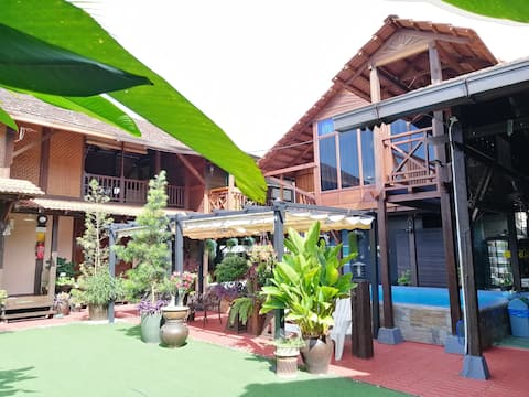 DANGAU INDAH CHALET