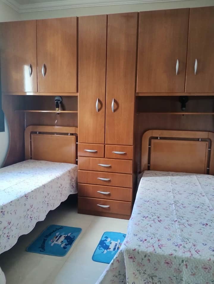 საძინებელი 2