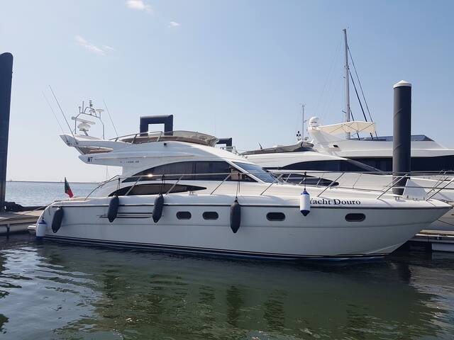 Inst Yacht_Douro gallery image 2