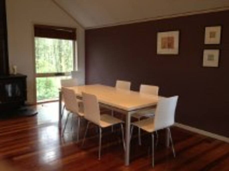 Room for the family to have dinner together