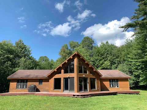Modern Vermont Cabin on 40 Acres