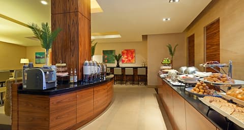 Top Airbnb: Billionaire's Row w/ Free Daily Breakfast and Wine in Midtown Times Square