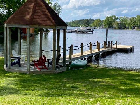 Lake House with amazing view