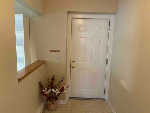 Walk to town - 2 bedroom condo