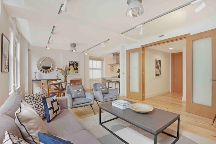 A short walk to Regent Street