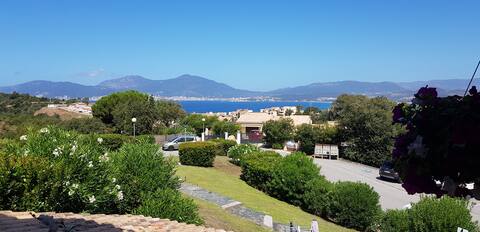 Top Airbnb: SEA VIEW STUDIO, FULLY EQUIPPED, SOUTH SHORE, AJACCIO in Grosseto Prugna