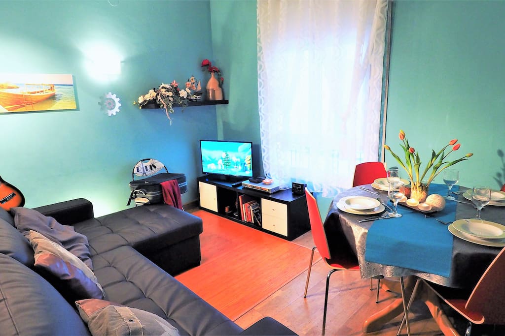 living / dining room, TV, Wifi, DVD
