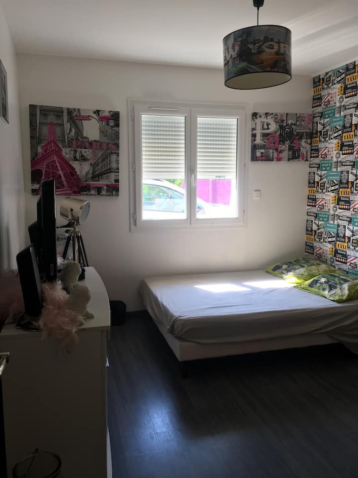Schlafzimmer 2