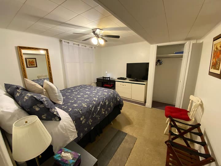 8 Best Airbnb Vacation Rentals In Boucherville, Canada Updated 2024