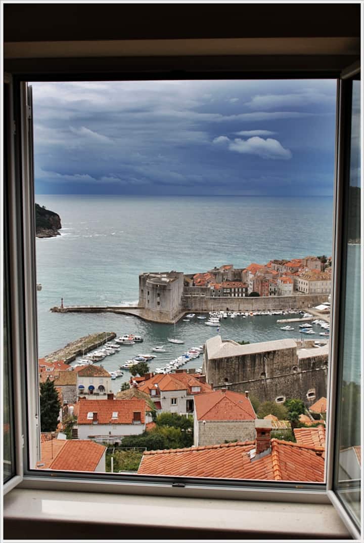 Luxury apartment with sea view Apartments for Rent in Dubrovnik