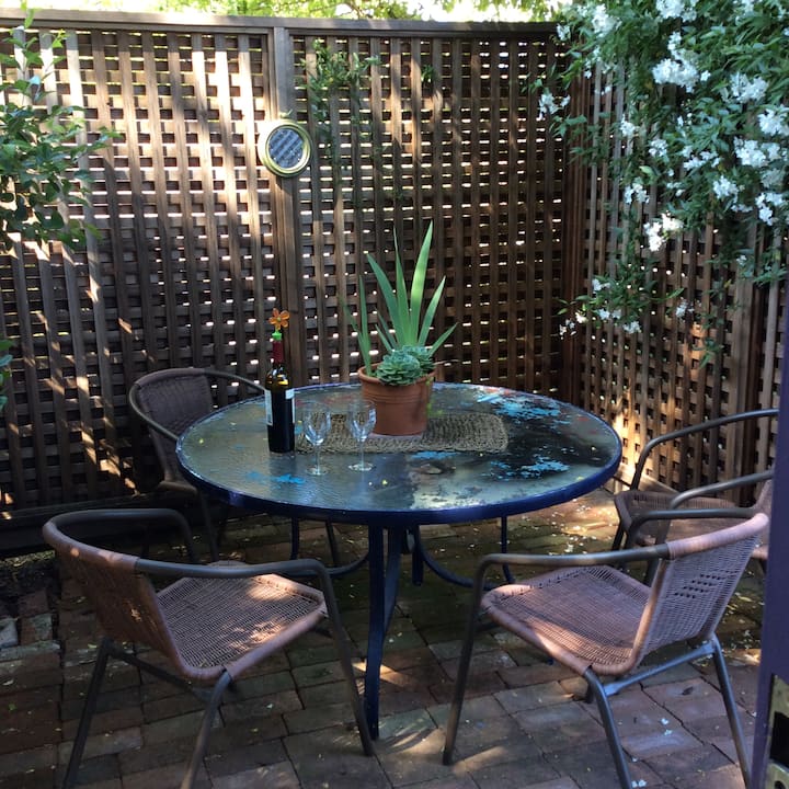 Be Happy! Cozy Sonoma Wine Country Hideaway - Kutch, Sonoma