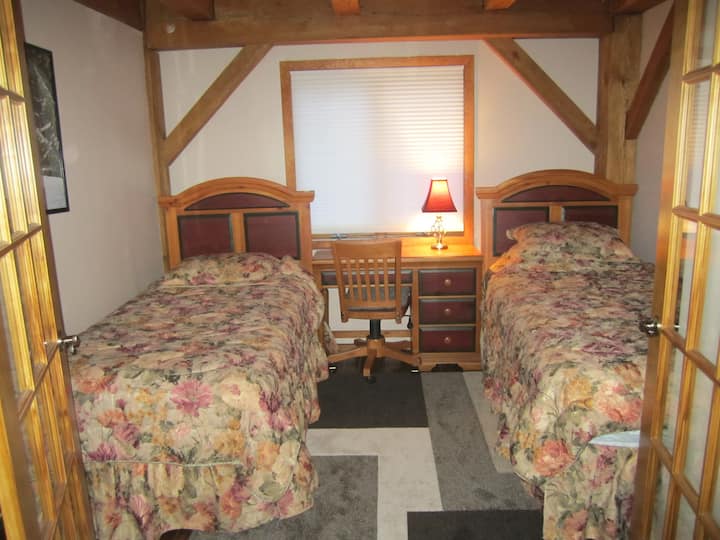 Fleti ya Juu ya Chumba cha kulala Na. 3