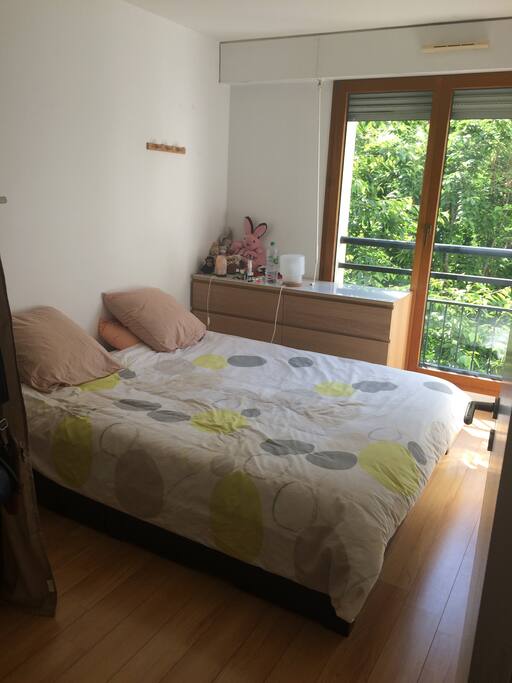Chambre (Bedroom)
