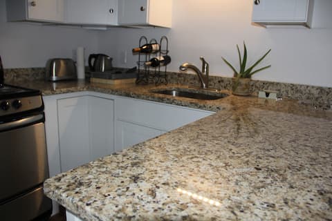Top performing Airbnb: Cool Studio Apt/Full Kitchen/Great Location! in James Island