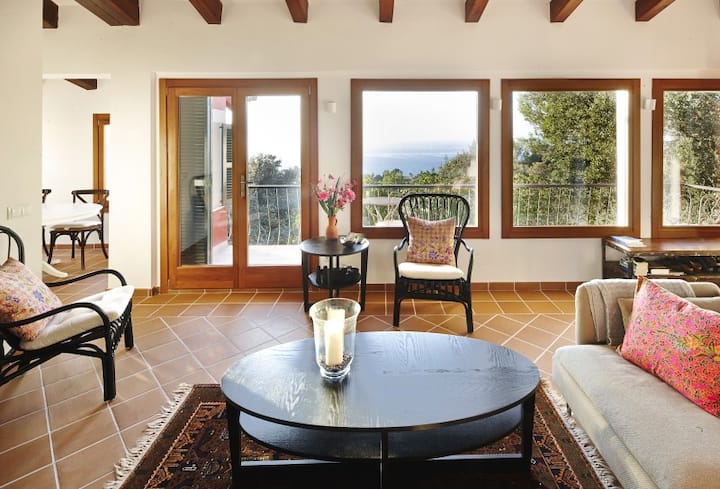 Fantastic House  Outside Valldemossa - Puigpuñent