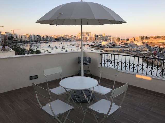 New, SeaView, Duplex Penthouse, with Large Terrace