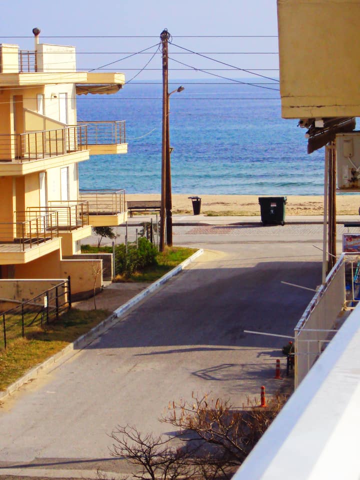 Apartment for 5 with sea view