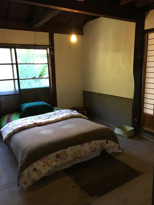 Bed room