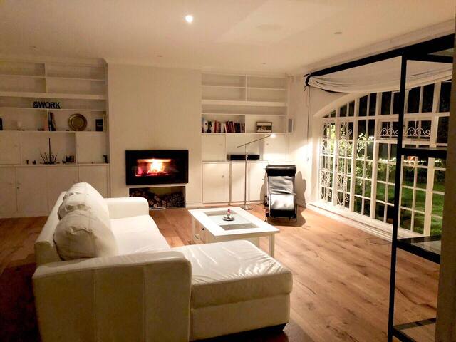 Spacious Villa with Pool, Sauna and UPS gallery image 4