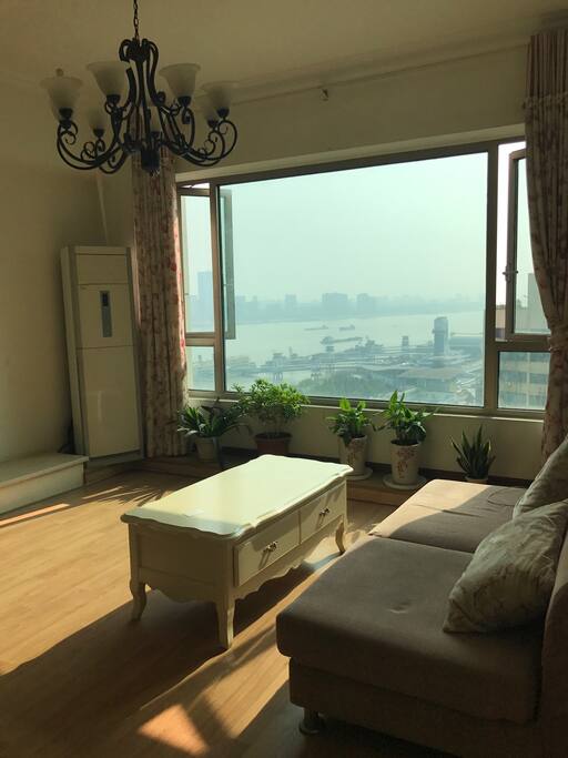 大大落地窗