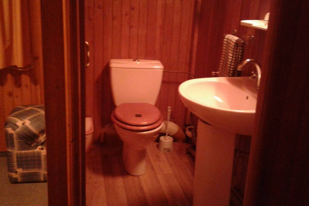 sanitaires dans chambre