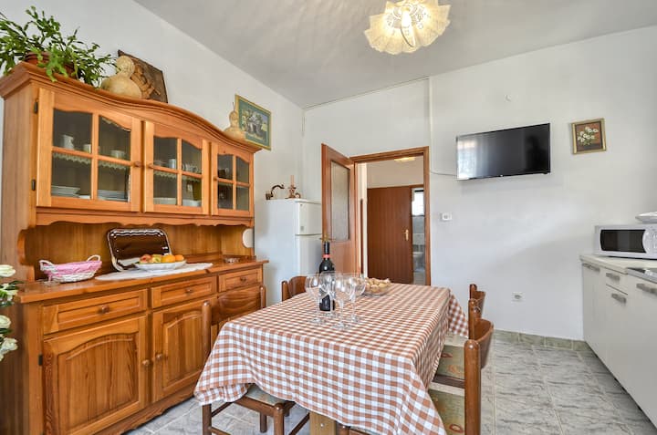 Apartment Danila, 4 + 1 - Istrien