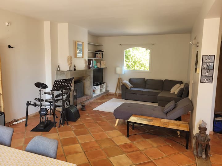 Très Belle Villa, Proche Centre Ville D Aix En Provence Avec Piscine - Aix-en-Provence
