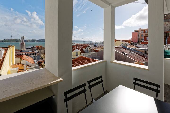 Duplex with Stunning River View I gallery image 5