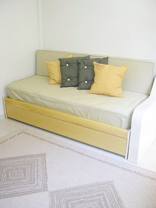 DOS CAMAS DE UNA PLAZA
two beds or queen size bed