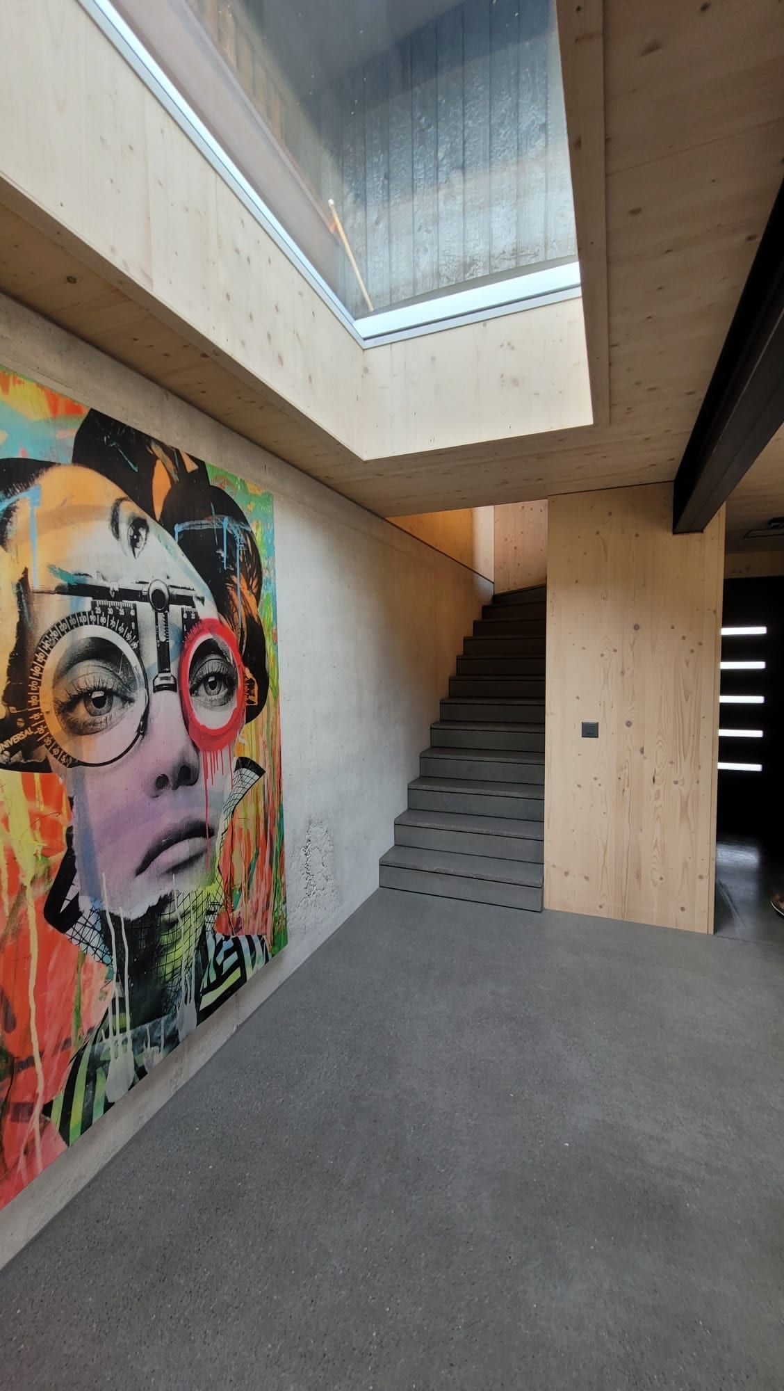 Popular Airbnb listing: The Bungalow with Hotpot & Lakeview in Nordwestschweiz